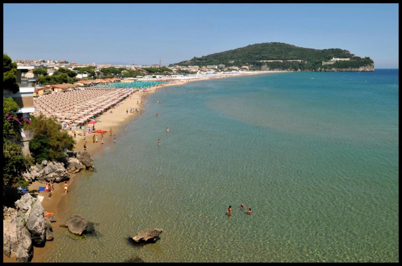 B&B I 100 Passi Gaeta Luaran gambar